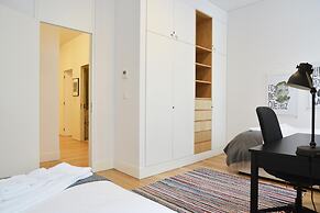 Urban Chic Apartment