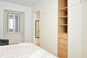 Urban Chic Apartment