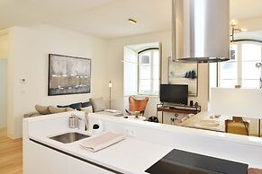 Trendy Chic Apartment