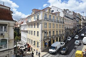 Trendy Chic Apartment