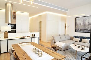 Trendy Chic Apartment