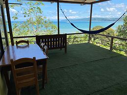 Cotingas Ocean View