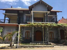 Dewisri Homestay
