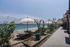 Road Beach Homestay