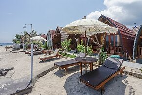 Road Beach Homestay