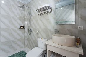 Samuh Sunset Nusa Penida by Pramana Villas