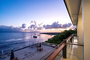 Samuh Sunset Nusa Penida by Pramana Villas