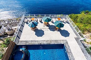 Samuh Sunset Nusa Penida by Pramana Villas