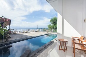 Samuh Sunset Nusa Penida by Pramana Villas