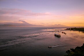 Samuh Sunset Nusa Penida by Pramana Villas