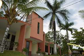 Hotel Paraiso Inn