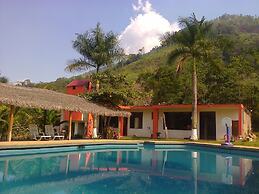 Hotel Paraiso Inn
