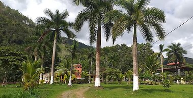 Hotel Paraiso Inn