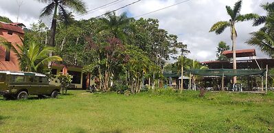 Hotel Paraiso Inn