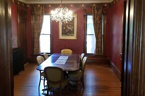 Historic Victorian Inn