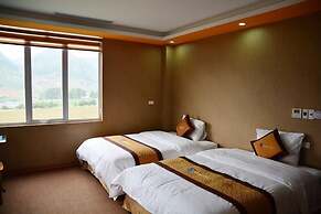 AHA Sun Hotel Moc Chau