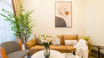 Guangzhou He She Art Apartment