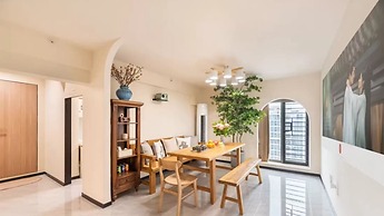 Guangzhou He She Art Apartment