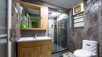 Guangzhou He She Art Apartment