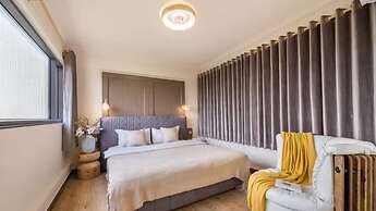 Guangzhou He She Art Apartment