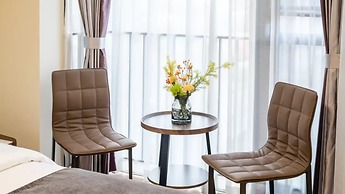 Guangzhou He She Art Apartment