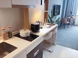 LN Residence Guangzhou Changdi - Free shuttle between hotel and Exhibi