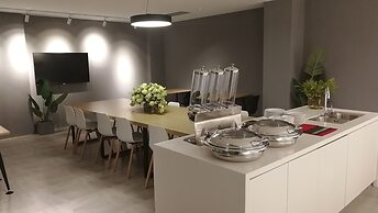 LN Residence Guangzhou Changdi - Free shuttle between hotel and Exhibi