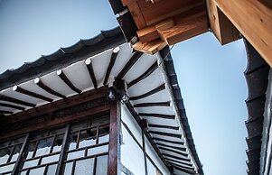 BongHwangJae Hanok