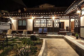 BongHwangJae Hanok