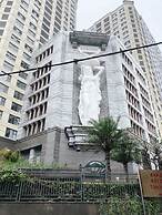 Bayhomes D' Le Roi Soleil Apartment