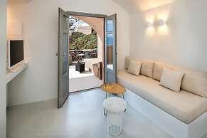 Old Castle Oia - Adults Only