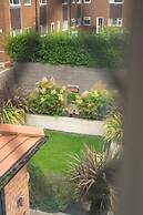 Contemporary Bright House 20 Min To Manc