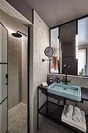 Me and All Hotel Kiel, by Hyatt