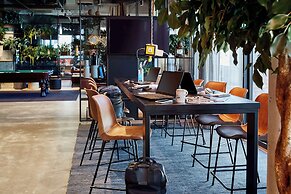 Me and All Hotel Kiel, by Hyatt