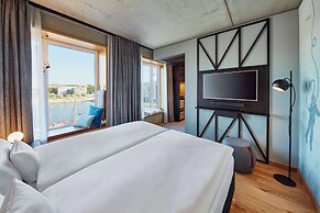 Me and All Hotel Kiel, by Hyatt