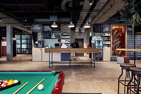 Me and All Hotel Kiel, by Hyatt