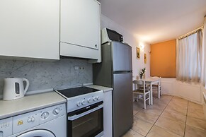 Stylish Apartment Close ot the Opera