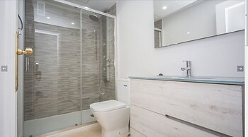 Modern Duquesa 2 Bed,outstanding View of Sea/golf