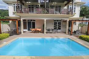 Isola Bella Luxury Villa