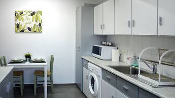 Metro Court Apartments