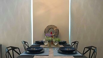 Metro Court Apartments