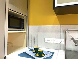 Metro Court Apartments