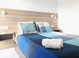 Metro Court Apartments