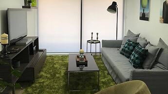 Metro Court Apartments