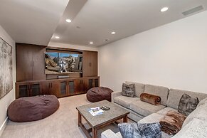 Old Town Masterpiece 6 Bedroom Home by RedAwning