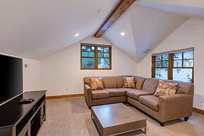 Old Town Masterpiece 6 Bedroom Home by RedAwning