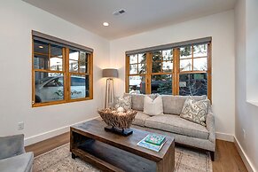 Old Town Masterpiece 6 Bedroom Home by RedAwning