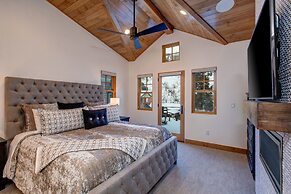 Old Town Masterpiece 6 Bedroom Home by RedAwning