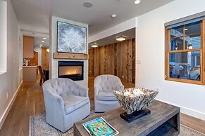 Old Town Masterpiece 6 Bedroom Home by RedAwning