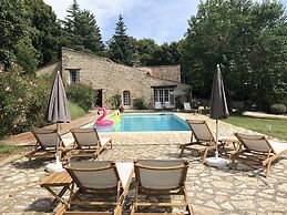 Ferme le Pavillon